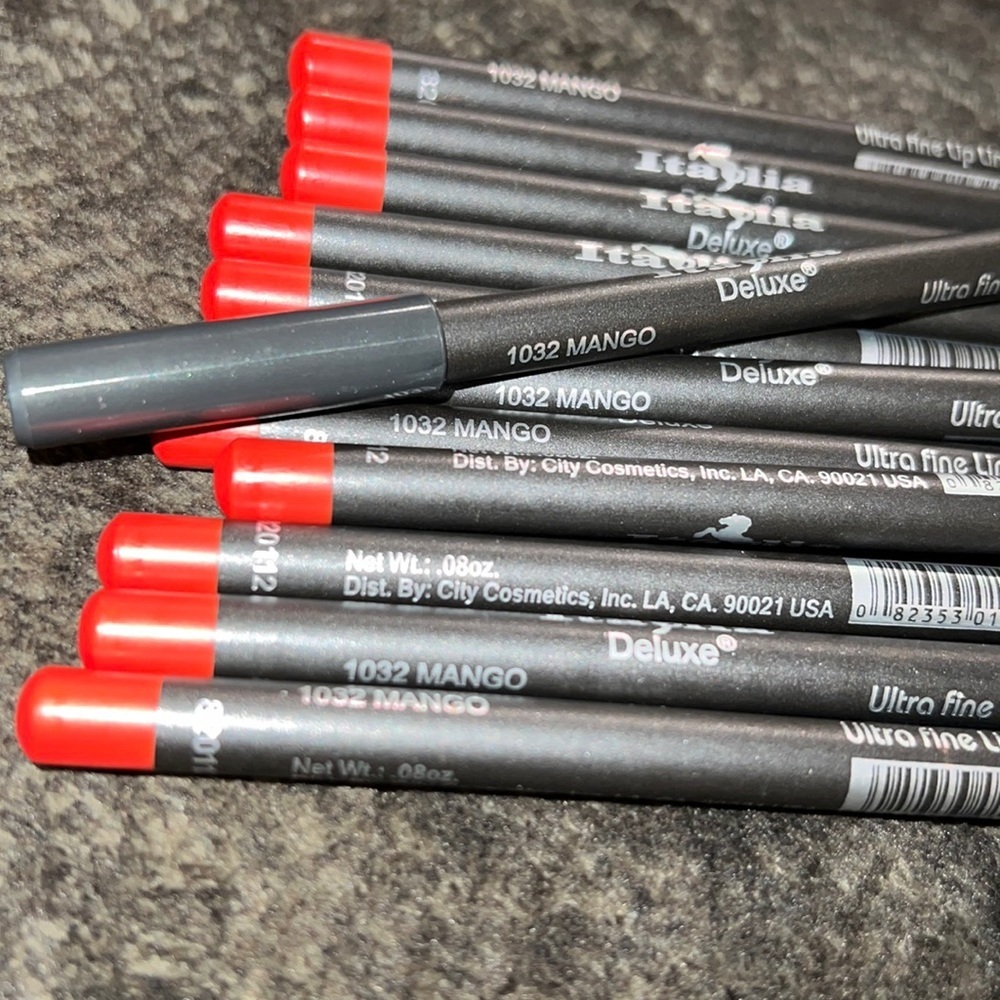 New -‎ Italia Deluxe lip liner 1032 Mango
